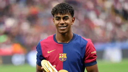 O jovem talento do Barcelona, Lamine Yamal, impressiona com sua performance na La Liga, destacando-se ao superar as contribuições para gols de estrelas como Kylian Mbappé e Vinícius Jr. (Foto: IMAGO / ZUMA Press Wire)