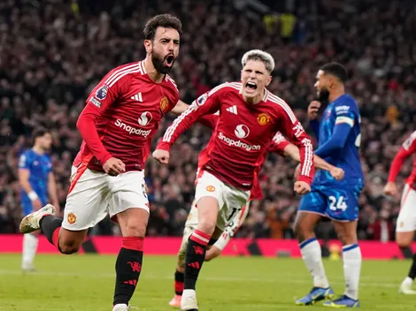 Manchester United e Chelsea marcam jogo com final eletrizante