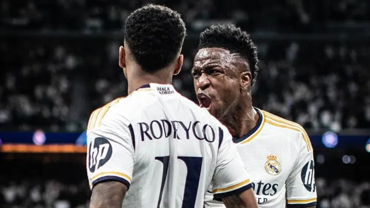 Vini Jr e Rodrygo com a camisa do Real Madrid.