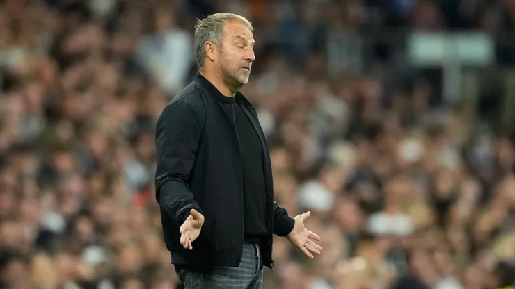 Hansi Flick em partida pelo Barcelona