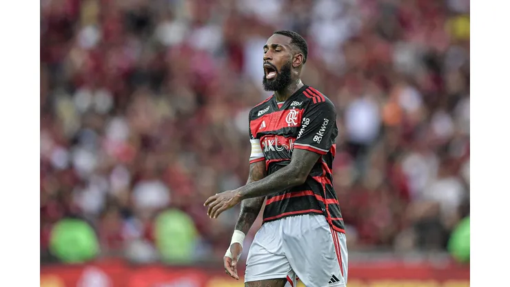 RJ - RIO DE JANEIRO - 26/10/2024 - BRASILEIRO A 2024, FLAMENGO X JUVENTUDE - Gerson jogador do Flamengo durante partida contra o Juventude no estadio Maracana pelo campeonato Brasileiro A 2024. Foto: Thiago Ribeiro/AGIF