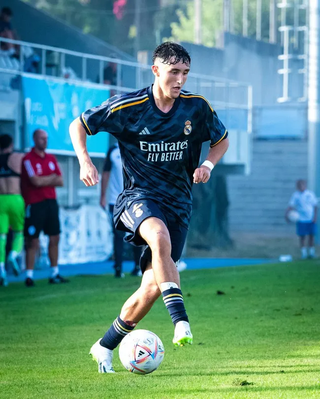 Jesus Fortea em ação pelo juvenil do Real Madrid. foto: IMAGO /&nbsp;Mijanphoto