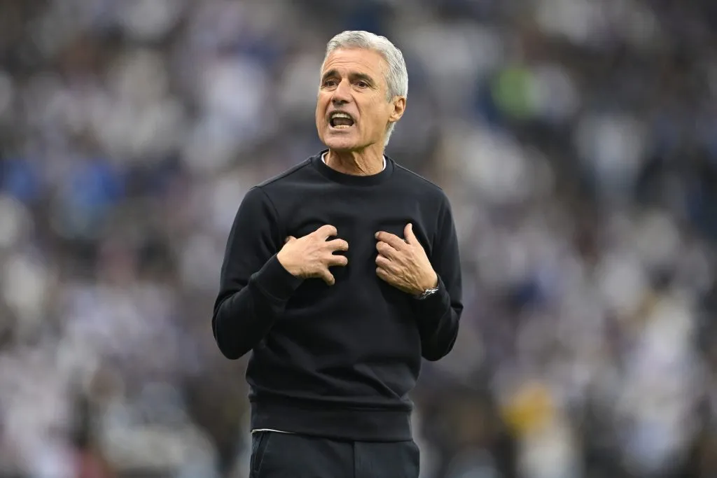 Luís Castro comenta período no Al-Nassr. Foto: Michael Regan/Getty Images