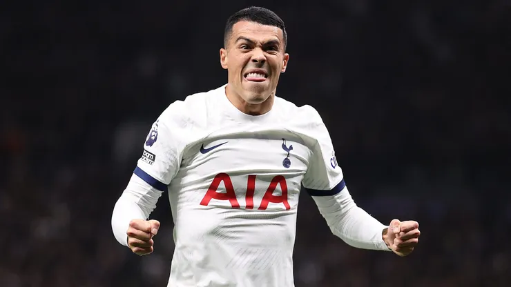 Pedro Porro em jogo do Tottenham. Lateral está na mira do Bayern de Munique. Foto: Julian Finney/Getty Images