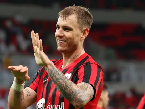 Flamengo teria que liberar Gerson ao Al-Rayyan para ter Róger Guedes