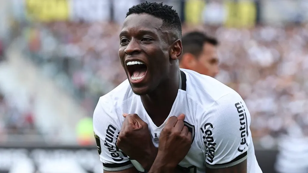 Luiz Henrique em campo pelo Botafogo. Foto: IMAGO / PHOTOxPHOTO