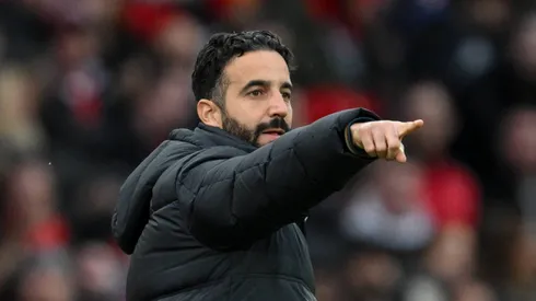 Manchester United anuncia reforço de R$ 422 milhões contra o Arsenal.