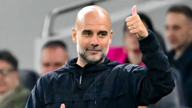Pep Guardiola, treinador do Manchester City, tem vontade de contratar um jogdor do Real Madrid. Foto: IMAGO / Pro Sports Images