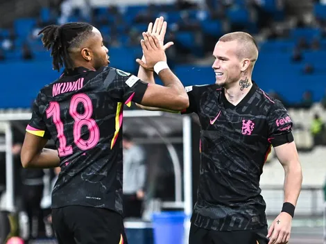 Chelsea anuncia Mykhailo Mudryk disponível para transferência em janeiro