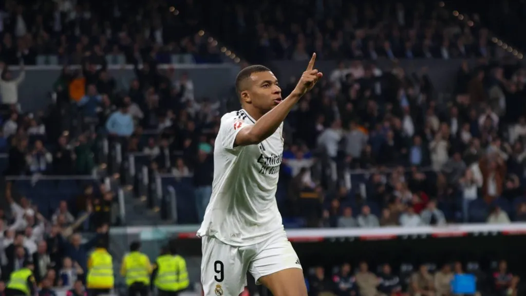 Mbappé celebrando seu gol que abriu o placar no jogo entre Real Madrid v Getafe (IMAGO / ZUMA Press Wire)