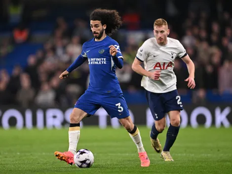 Chelsea duela com Tottenham em dérbi dos opostos