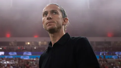 Filipe Luis no Maracanã, como técnico do Flamengo.