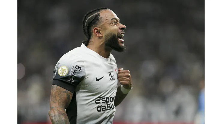 Depay vive grande fase no Corinthians - (Photo by Ricardo Moreira/Getty Images)