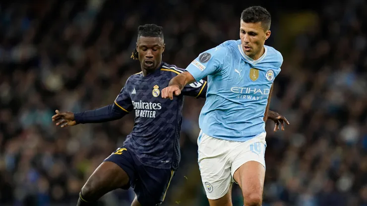 Rodri e Camavinga durante partida