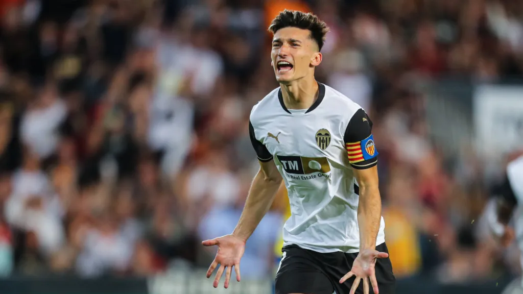 Pepelu em partida pelo Valencia (Foto: IMAGO / ZUMA Press Wire)