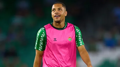 Vitor Roque é detonado por torcedores após comemoração em Real Betis x Barcelona: "Medíocre". (Foto: Imago)