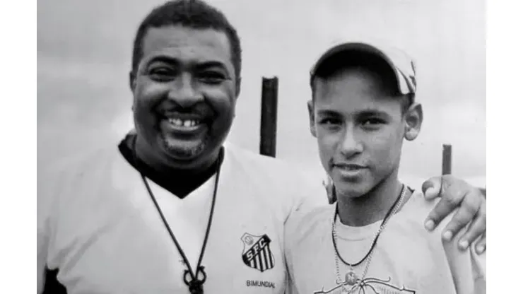Betinho ao lado de Neymar - Foto: Divulgação/ SantosFC