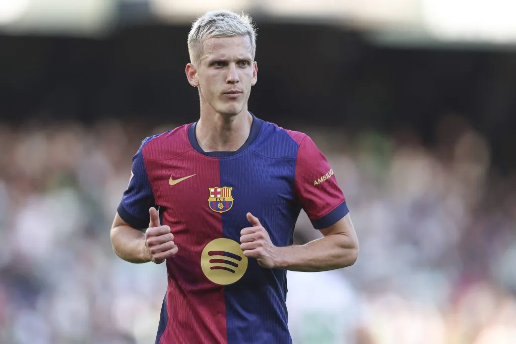 Dani Olmo corre riscos de deixar o Barcelona e teria liberdade para negociar com outras equipes, segundo portal. Foto: IMAGO /&nbsp;Pressinphoto