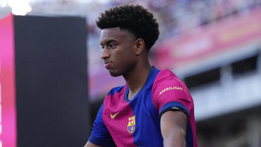 Alejandro Balde, lateral-esquerdo do Barcelona e da Espanha, durante a partida do Troféu Joan Gamper entre FC Barcelona e AS Monaco no Estadi Olímpic Lluís Companys, em 12 de agosto de 2024, em Barcelona, Espanha.  (Foto: IMAGO / NurPhoto)