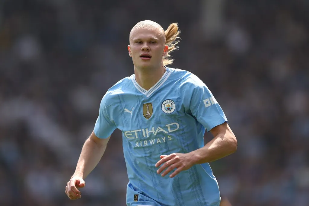 Haaland enfrentando o Fulham (Photo by Richard Heathcote/Getty Images)