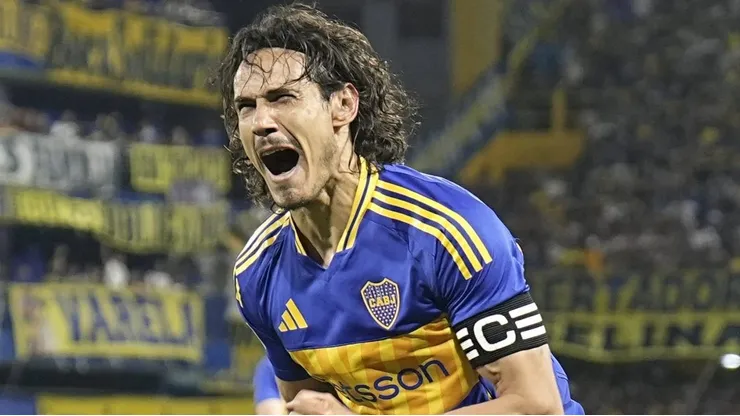 Edinson Cavani com a camisa do Boca Juniors.