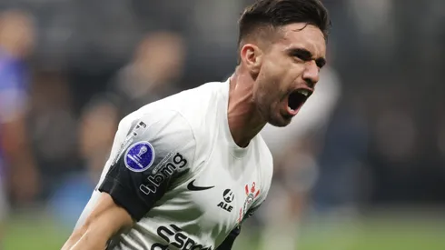 Igor Coronado é considerado peça fundamental no Corinthians – (Photo by Alexandre Schneider/Getty Images)