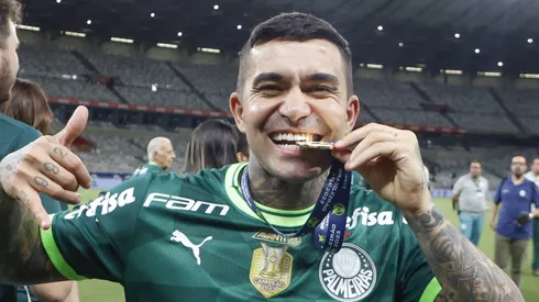 Tricolor do Brasileirão tenta acordo para atravessar o Cruzeiro e anunciar Dudu, do Palmeiras. (Foto: Imago)