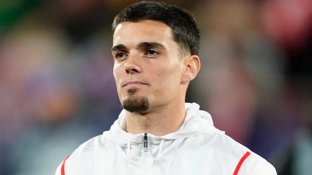 Miguel Gutiérrez antes de partida pelo Girona (Foto: IMAGO / Pressinphoto)