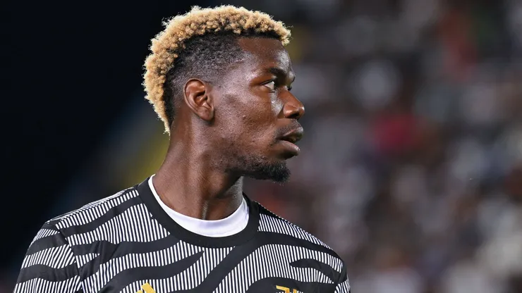 Pogba durante aquecimento pela Juventus