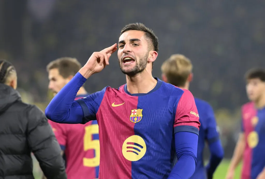 Ferrán Torres, do Barcelona, vira alvo do Milan. IMAGO /&nbsp;Sven Simon