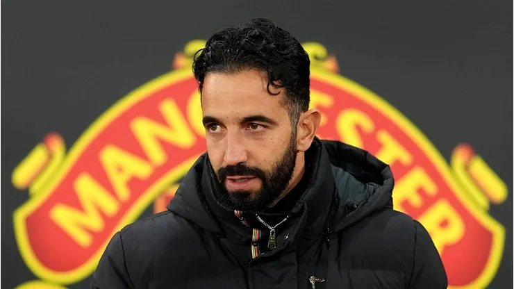 Em meio a uma disputa acirrada com o Manchester City, o clube busca recuperar seu espaço de destaque no futebol inglês por meio de contratações estratégicas e renovação tática sob o comando de Ruben Amorim. (Foto: IMAGO / PA Images)