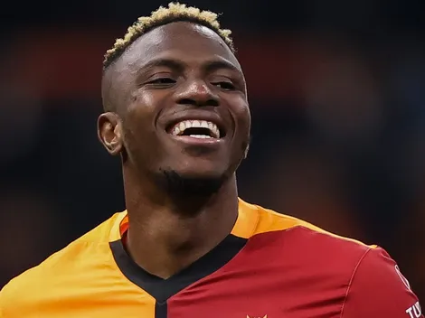 Osimhen volta a ser alvo do Manchester United