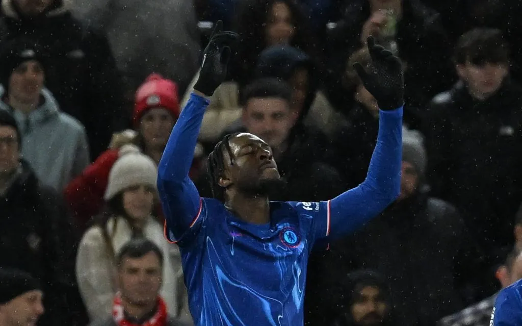 Axel Disasi comemorando um gol pelo Chelsea (IMAGO / Pro Sports Images)