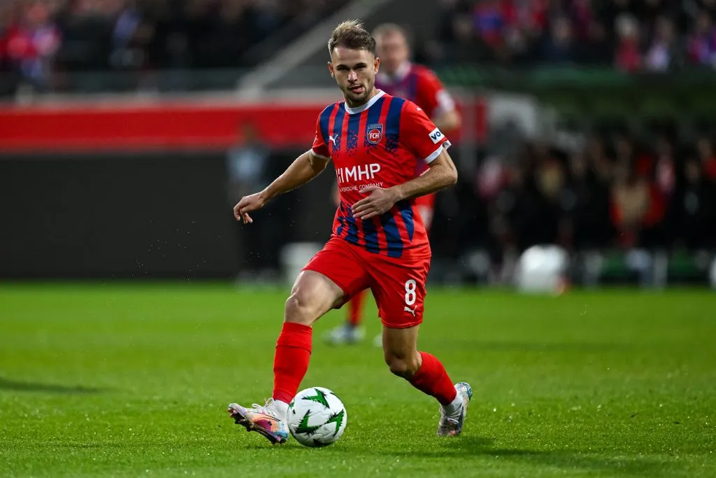 Léo Scienza pode reforçar o Timão (Photo by Daniel Kopatsch/Getty Images)