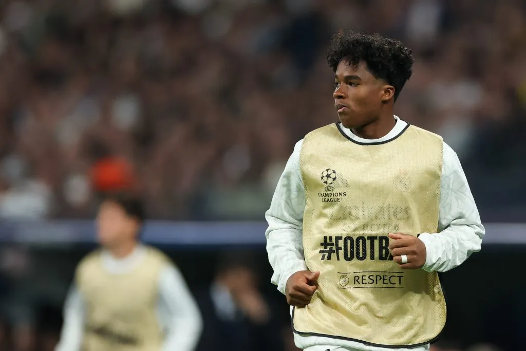 Endrick no duelo diante do Milan (Photo by Florencia Tan Jun/Getty Images)