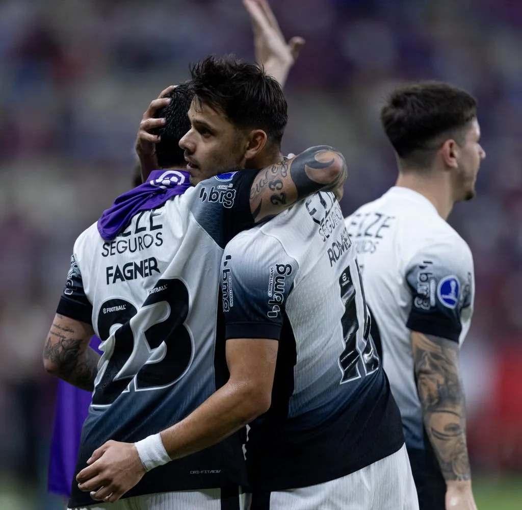 Romero não concorda com termos apresentados pelo Corinthians para renovar. Ele acha desigual que Fagner e Carillo renovaram por duas temporadas. Foto: Rodrigo Coca/Agência Corinthians.