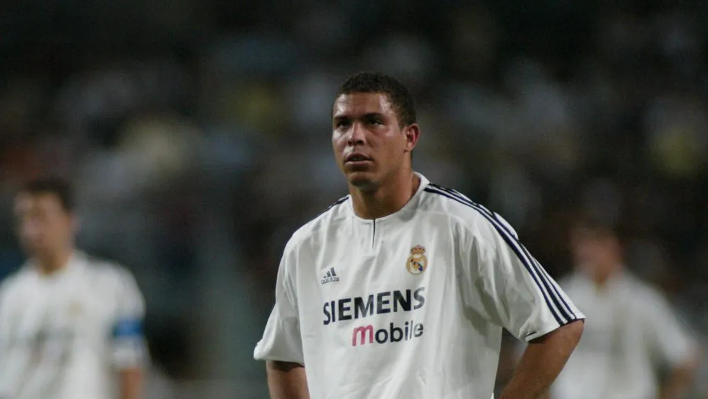 Ronaldo com a camisa do Real Madrid em 2003 (IMAGO / Newscom SCMP)