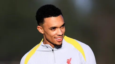 Arnold decide aceitar oferta do Real Madrid. Foto: Jess Hornby/Getty Images