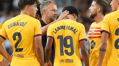 Barcelona entra em campo para defender a liderança