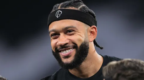 Corinthians recebe ajuda de Memphis Depay para assinar com craque da Premier League. Foto: Ettore Chiereguini/AGIF