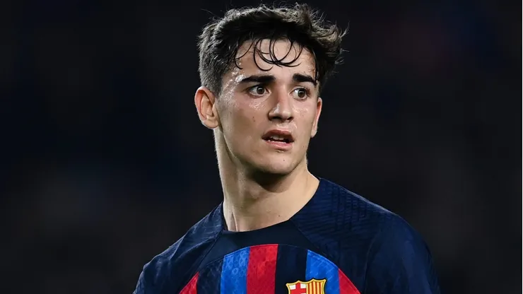 Barcelona pode acertar a venda de Gavi ao PSG em acordo de R$ 514 milhões (Photo by David Ramos/Getty Images)