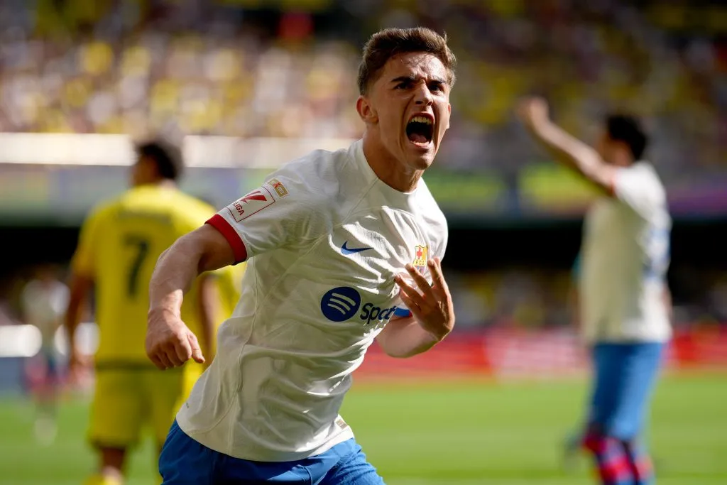 Gavi pode deixar a Espanha (Photo by Alex Caparros/Getty Images)