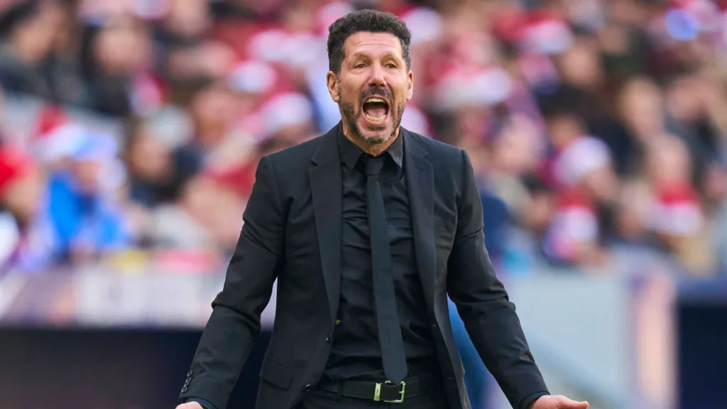 Treinador Diego Simeone em jogo do Atlético de Madrid (FOTO: IMAGO / Pressinphoto)
