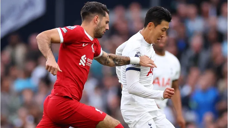 No domingo (22/12), Tottenham e Liverpool se enfrentam na 17ª rodada da Premier League 2024/25, em um duelo decisivo no Hotspur Stadium. (Foto: IMAGO / Action Plus)