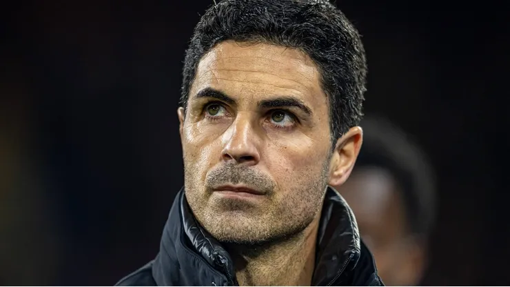 Rival da Premier League entra em disputa com o Arsenal por joia argentina.