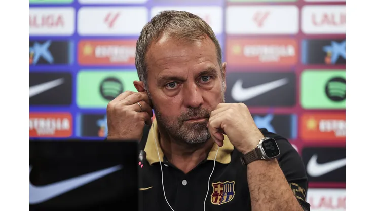 October 25, 2024, Sant Joan Despi, Barcelona, SPAIN: Hansi Flick, head coach of FC Barcelona, Barca attends his press conference, PK, Pressekonferenz during the training day of FC Barcelona ahead the Spanish League, La Liga EA Sports, football match against Getafe CF at Ciudad Esportiva Joan Gamper on October 25, 2024 in Sant Joan Despi, Barcelona, Spain. Sant Joan Despi SPAIN - ZUMAa181 20241025_zaa_a181_030 Copyright: xJavierxBorregox
