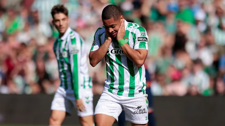 Vitor Roque em partida pelo Real Betis