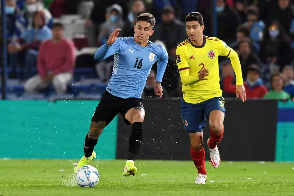 Brian Rodríguez enfrentando a Colômbia (Photo by Pablo Porciuncula-Pool/Getty Images)