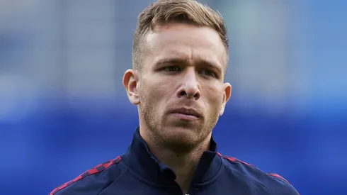 Arthur deixa o Corinthians de lado e chega a acordo com outro grande clube (Photo by Juan Manuel Serrano Arce/Getty Images)