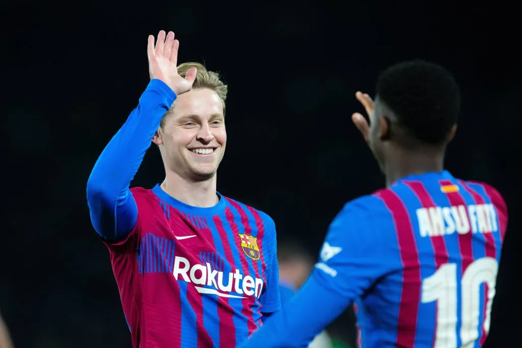 De Jong e Ansu Fati estão na lista de possíveis saídas do Barcelona. Foto: IMAGO /&nbsp;Icon Sportswire